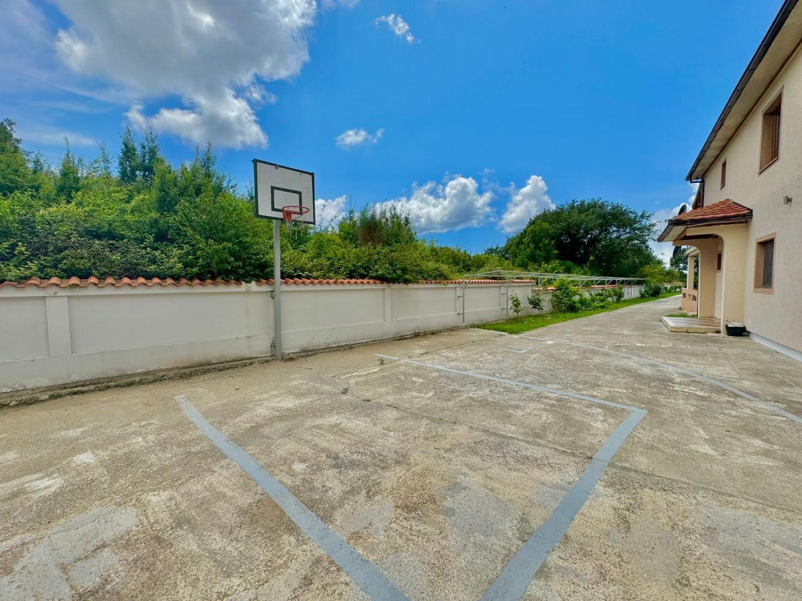 Stars Residence Petrovac Екстер'єр фото