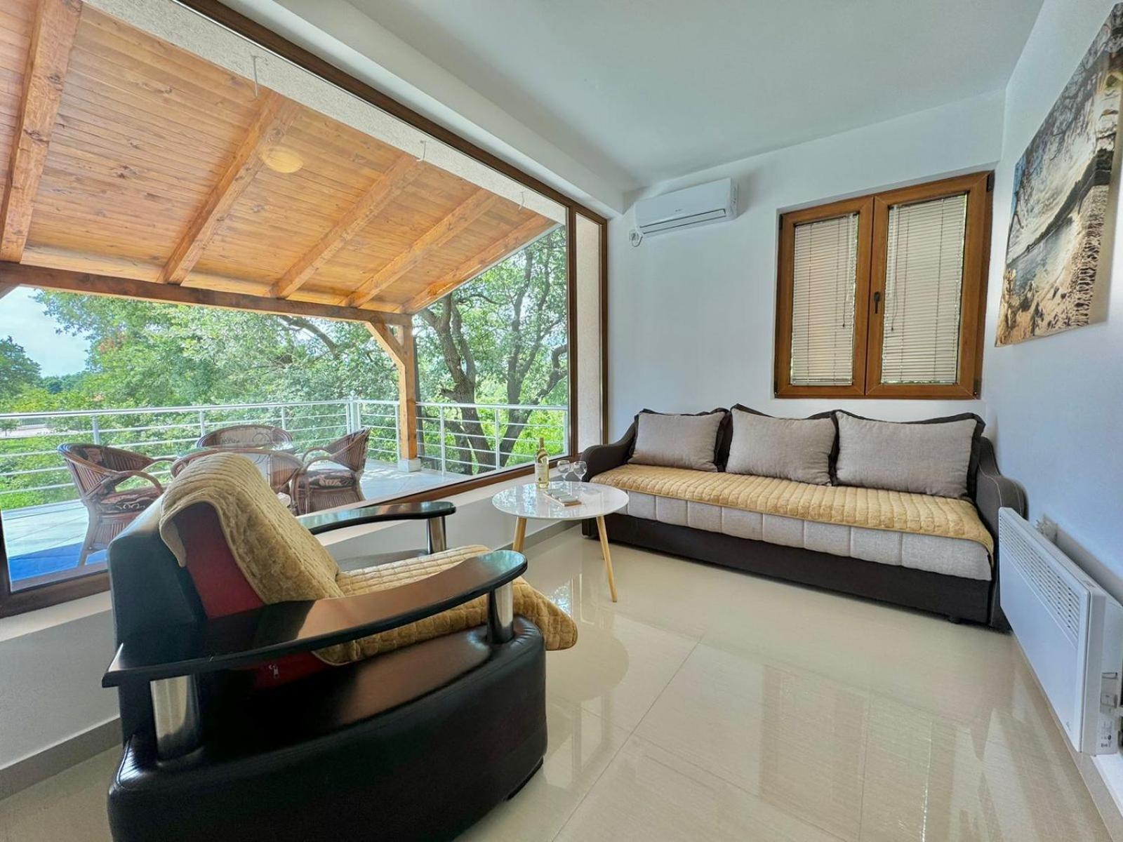 Stars Residence Petrovac Екстер'єр фото