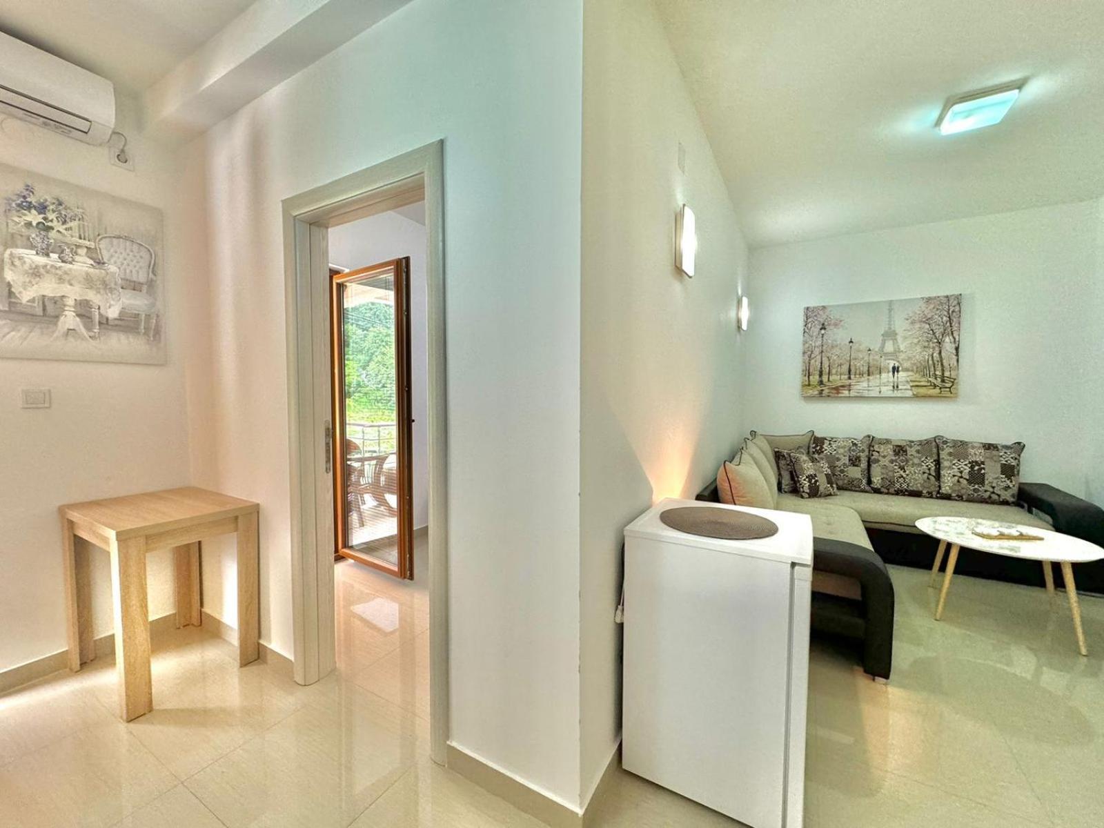 Stars Residence Petrovac Екстер'єр фото